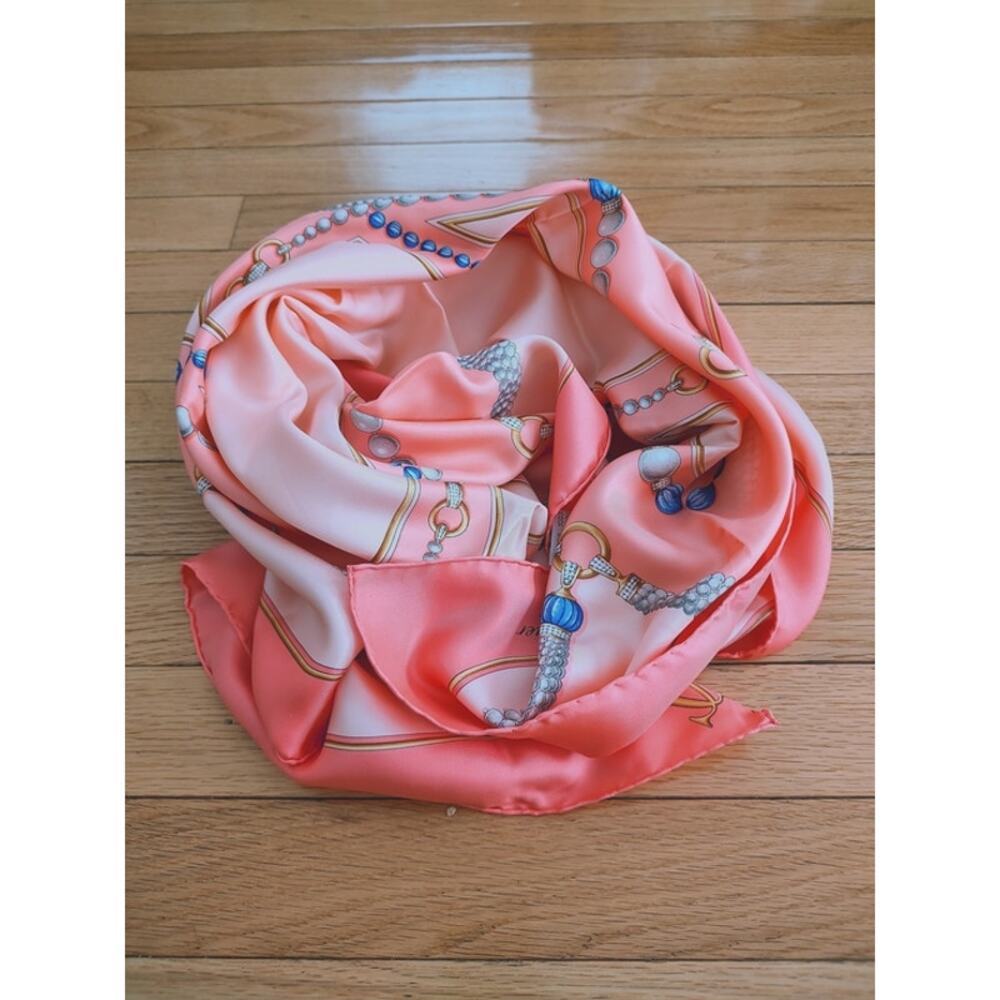 Cartier must de Cartier vintage silk large scarf pink EUC